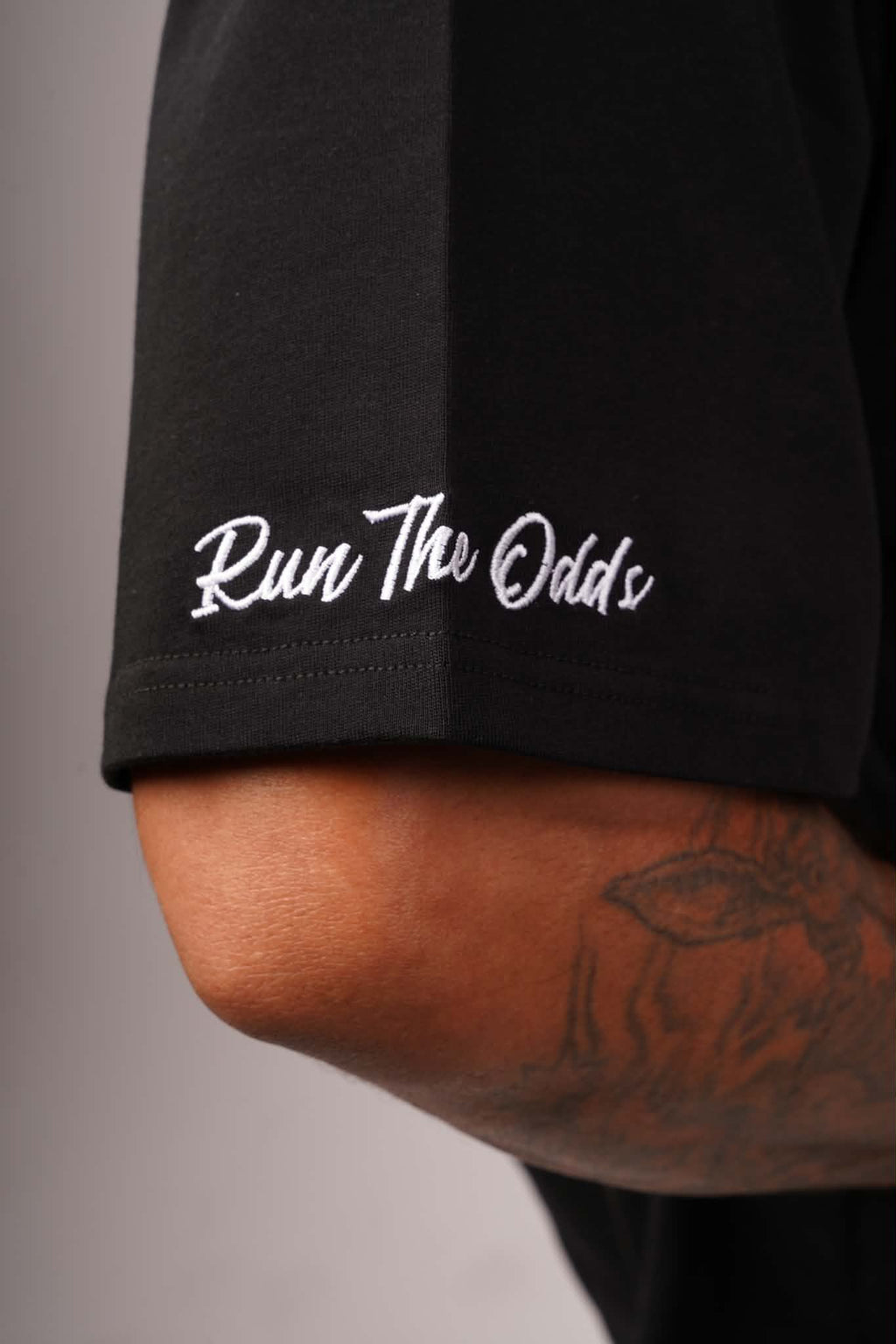 Run the Odds - Tee
