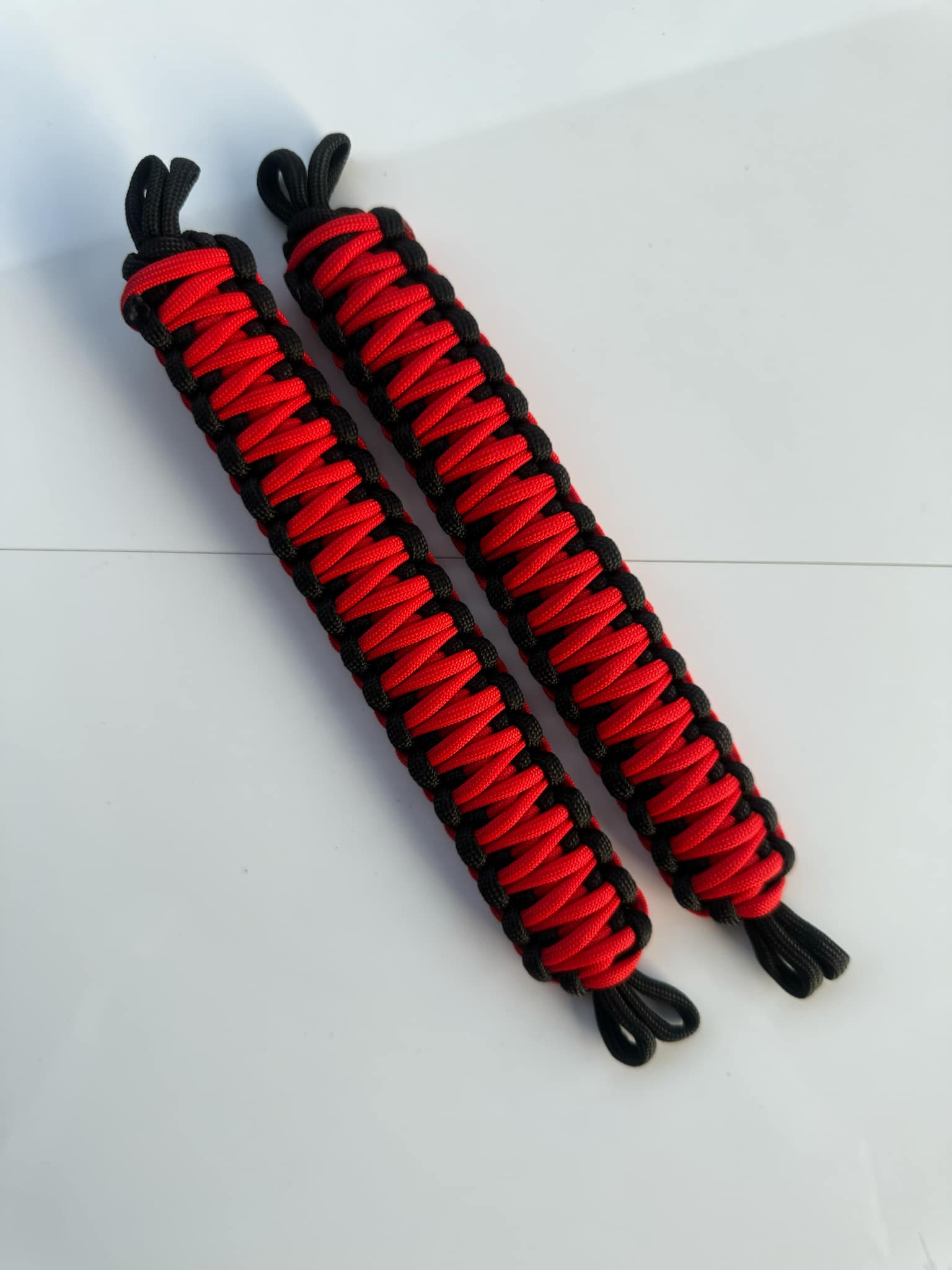 2x NMS PARACORD INTERIOR HANDLES (Pair) Black & Red